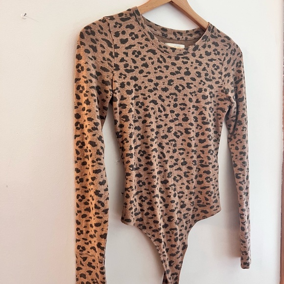 A&F One Piece - Picture 2 of 3